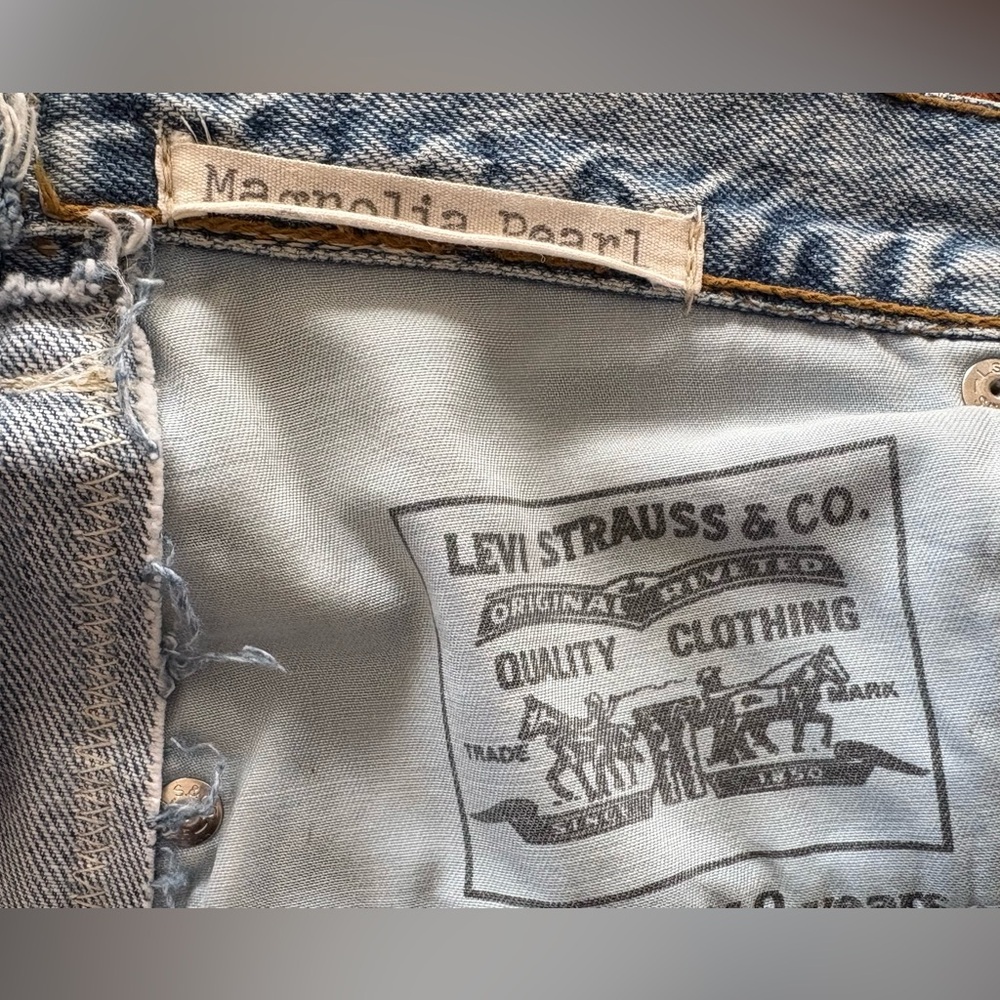 MAGNOLIA PEARL Original OOAK LEVI’S 501 Jeans Patched Drop Crotch Distressed - Picture 7 of 13